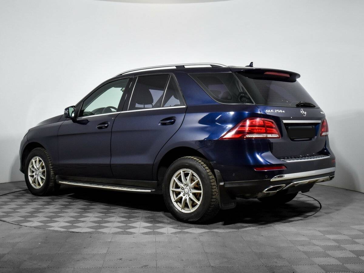 Mercedes-Benz GLE с пробегом — 2016 год. Фото: #6