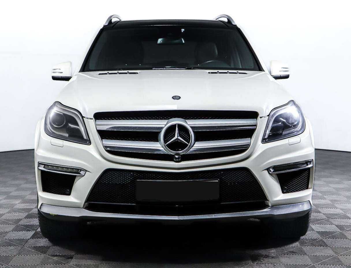 Mercedes-Benz GL-Класс с пробегом — 2014 год. Фото: #1