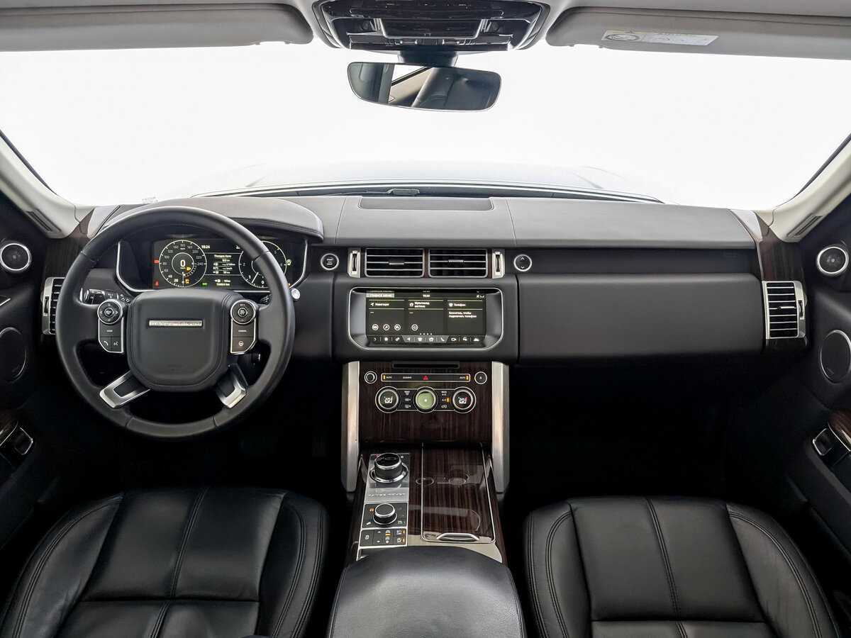 Land Rover Range Rover с пробегом — 2017 год. Фото: #13