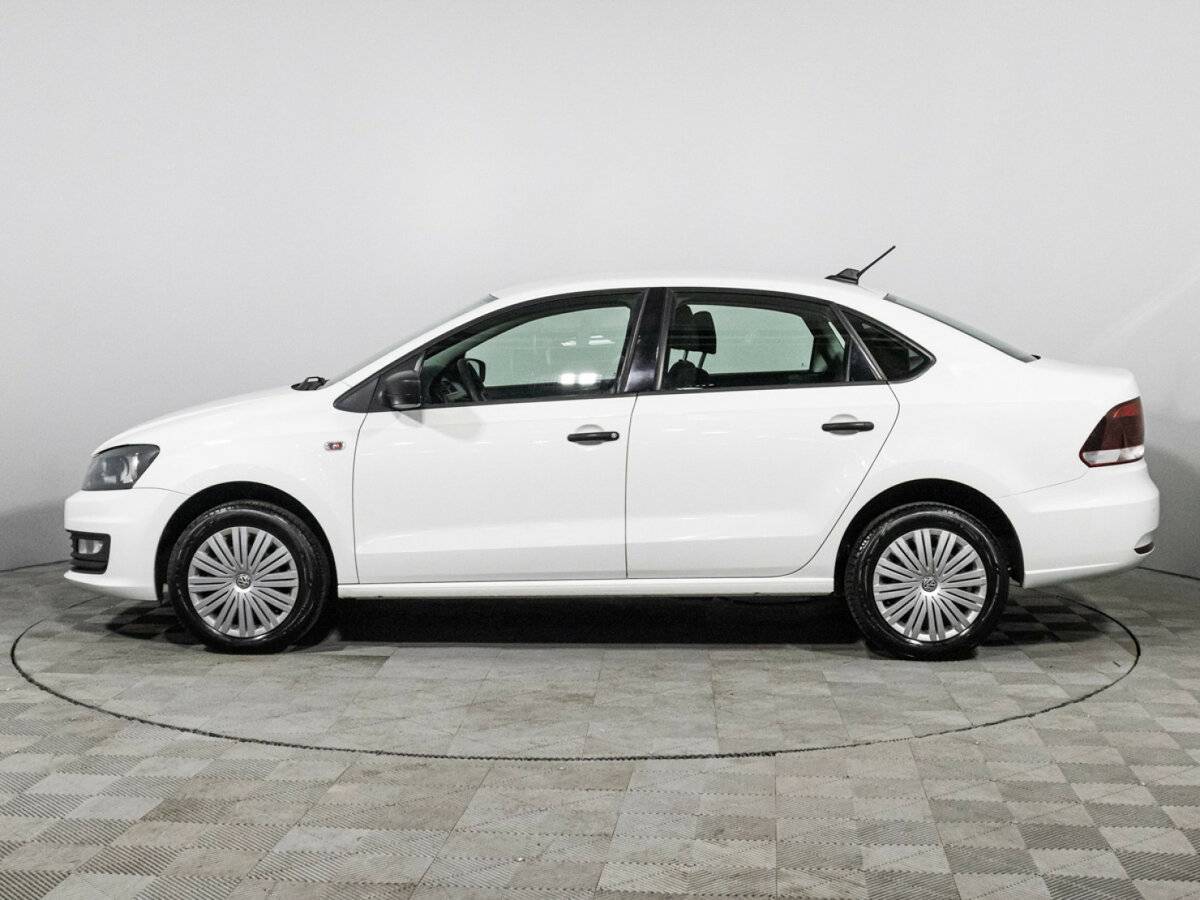 Volkswagen Polo с пробегом — 2019 год. Фото: #7