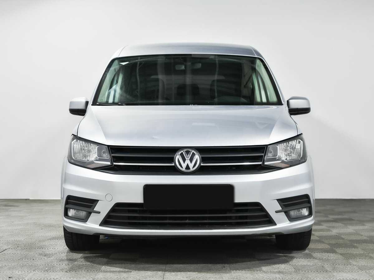 Volkswagen Caddy с пробегом — 2015 год. Фото: #1