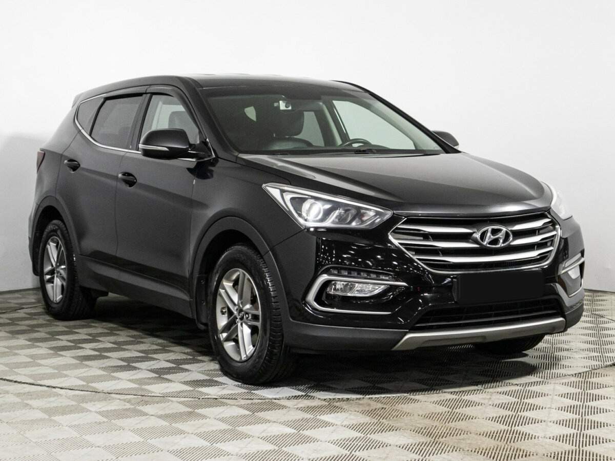 Hyundai Santa Fe с пробегом — 2017 год. Фото: #2