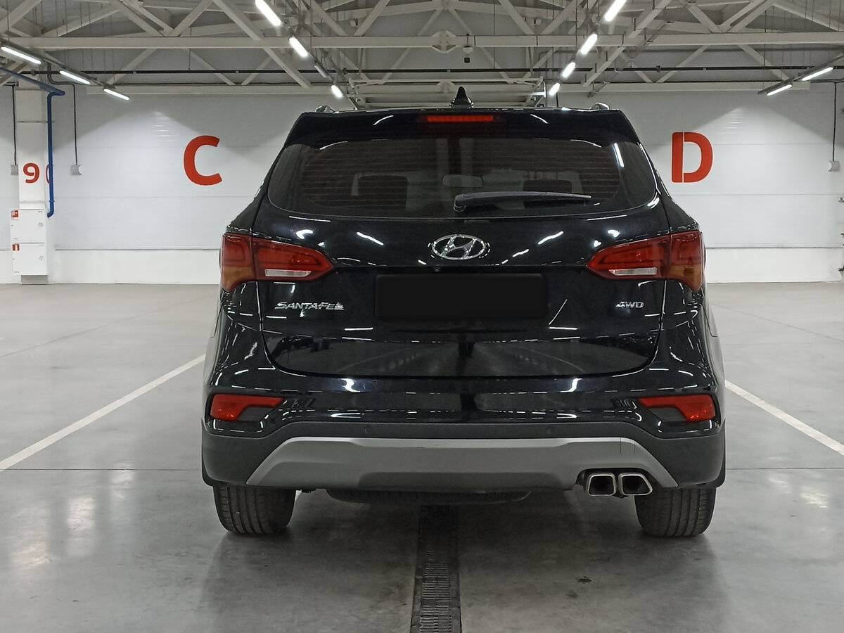 Hyundai Santa Fe с пробегом — 2017 год. Фото: #5