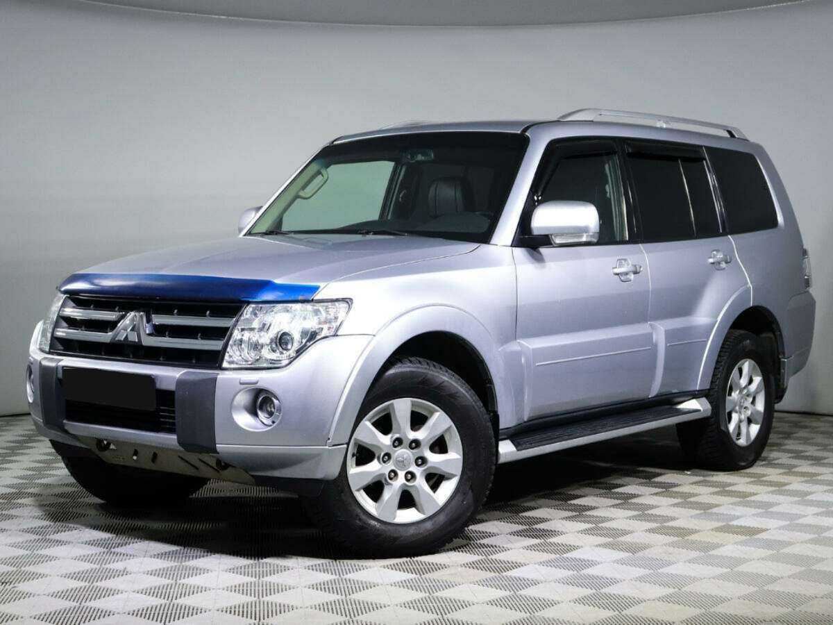 Mitsubishi Pajero с пробегом — 2011 год. Фото: #0