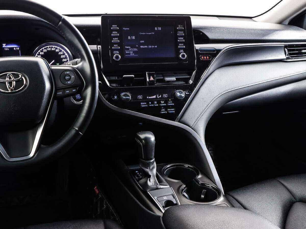 Toyota Camry с пробегом — 2021 год. Фото: #11