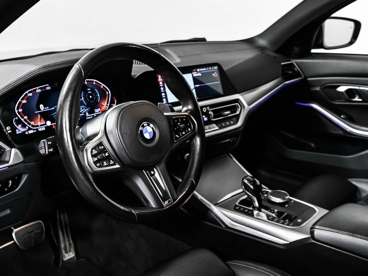 BMW 3 серии с пробегом — 2019 год. Фото: #11