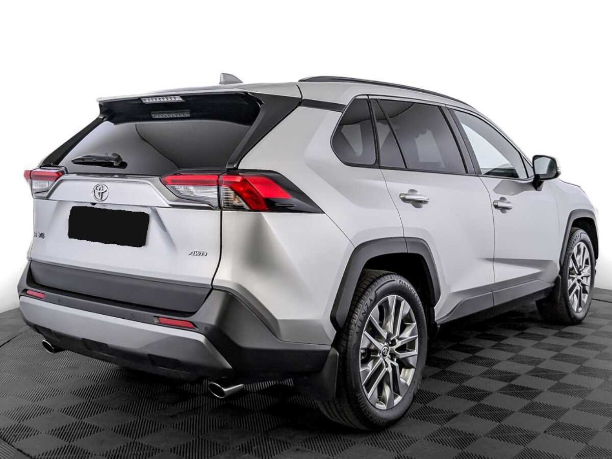 Toyota RAV4 с пробегом — 2022 год. Фото: #4