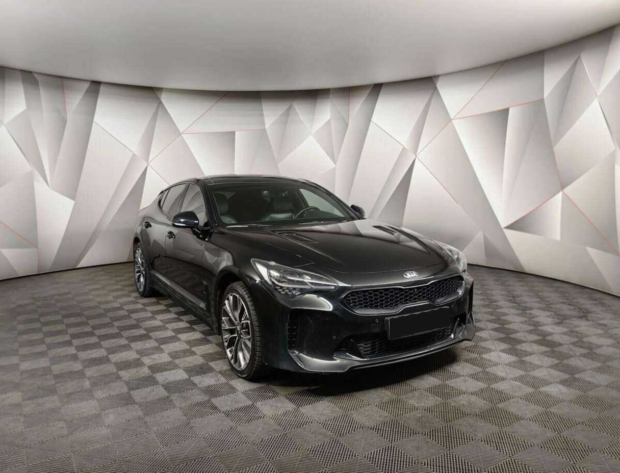 Kia Stinger с пробегом — 2019 год. Фото: #2