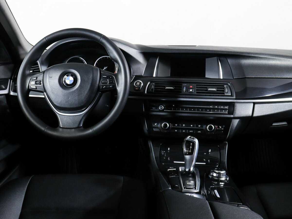 BMW 5 серии с пробегом — 2014 год. Фото: #8
