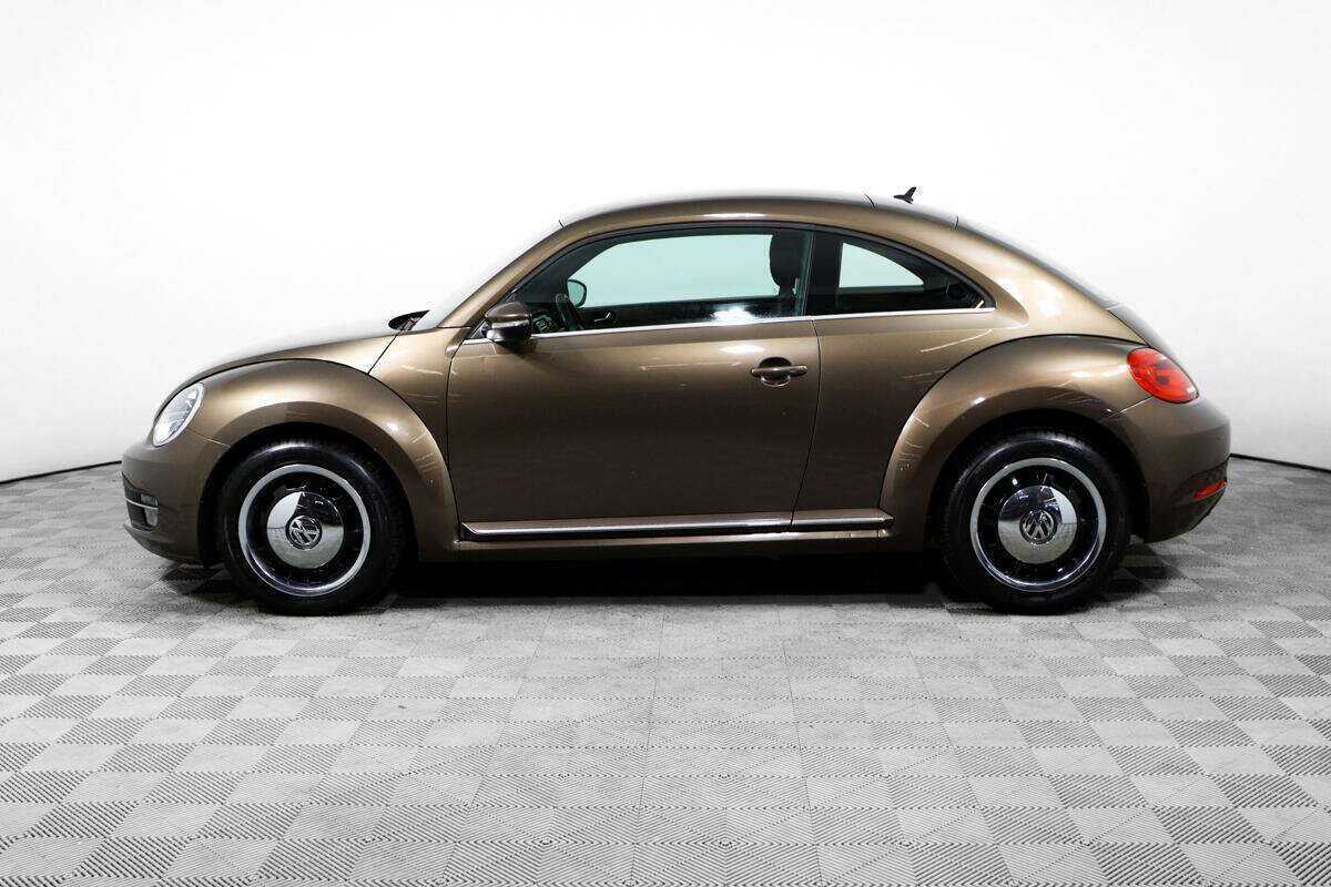 Volkswagen Beetle с пробегом — 2014 год. Фото: #7