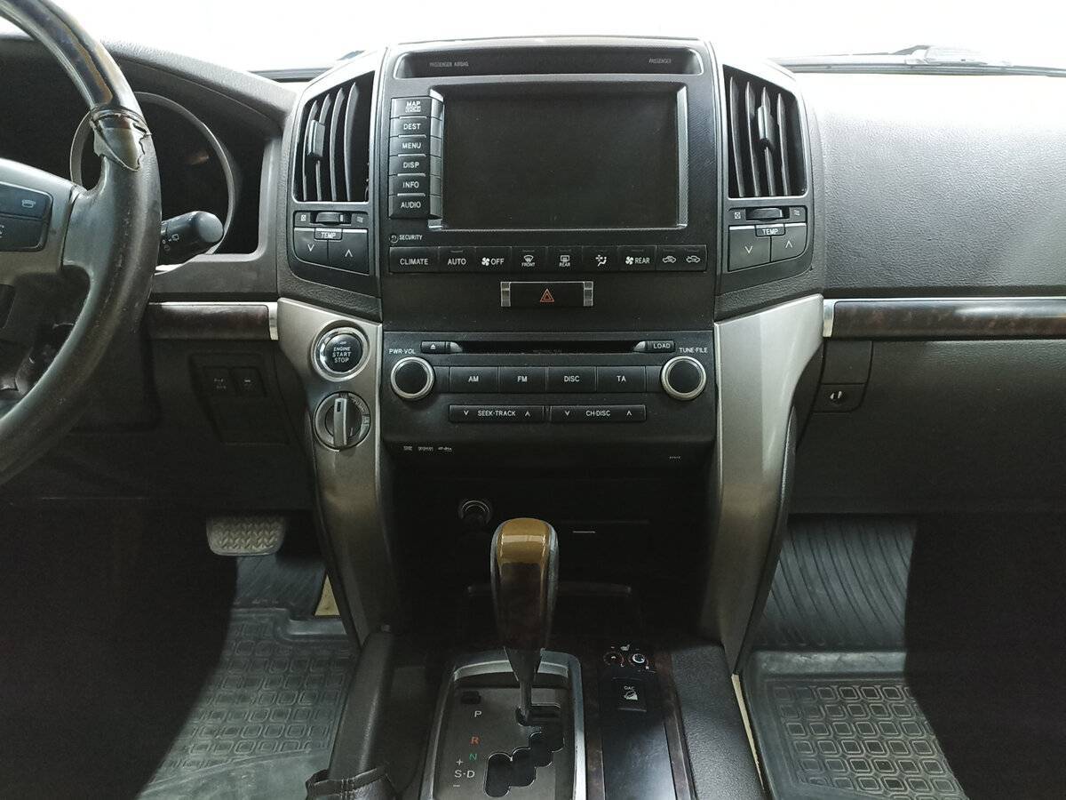 Toyota Land Cruiser с пробегом — 2009 год. Фото: #14