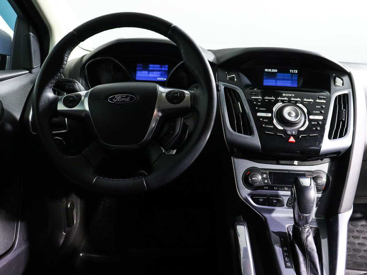 Ford Focus с пробегом — 2011 год. Фото: #11