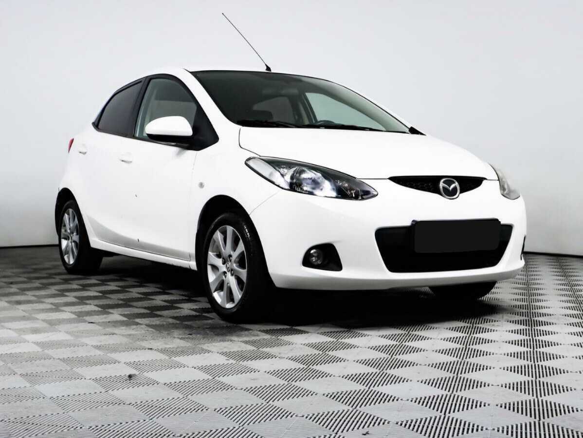 Mazda 2 с пробегом — 2009 год. Фото: #2