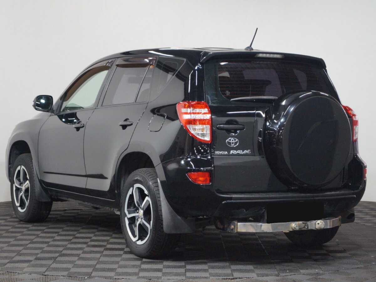 Toyota RAV4 с пробегом — 2011 год. Фото: #3