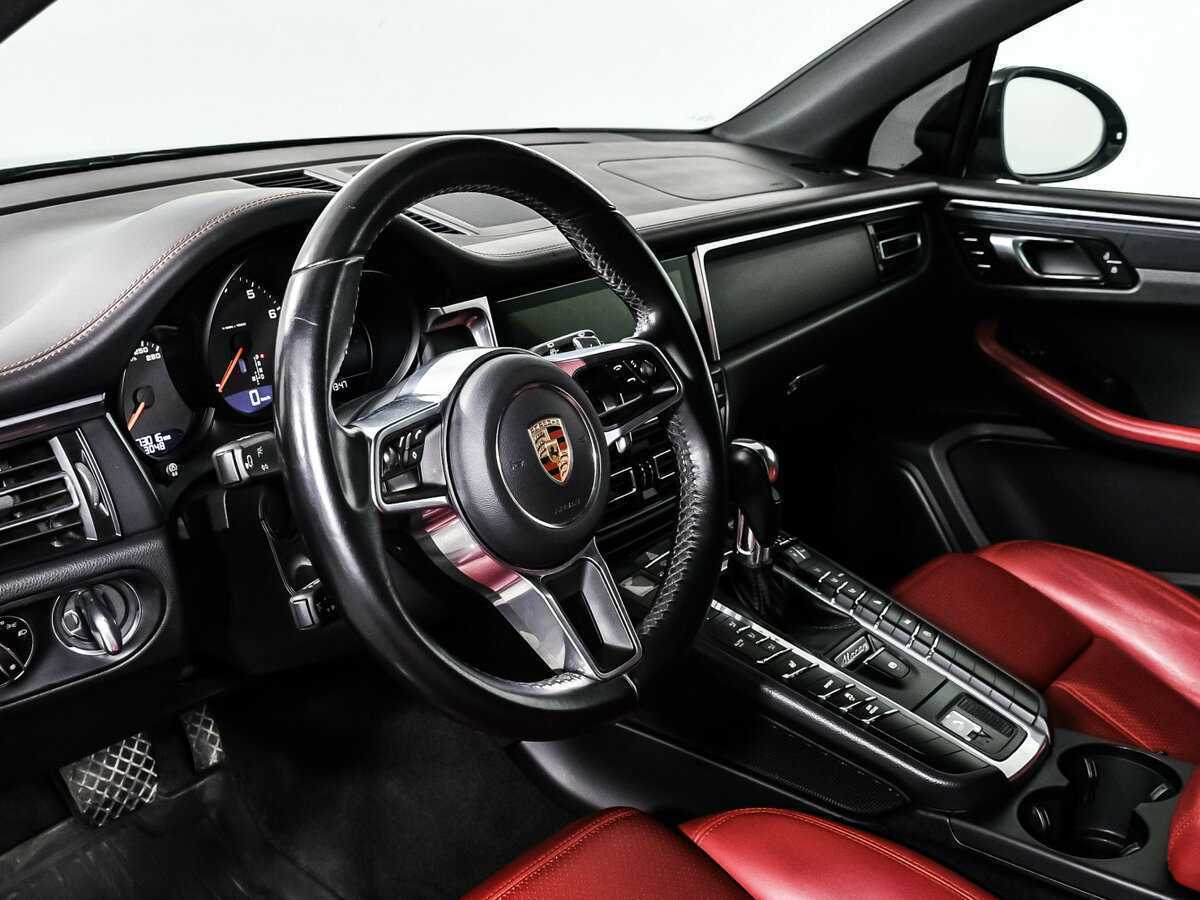 Porsche Macan с пробегом — 2019 год. Фото: #11