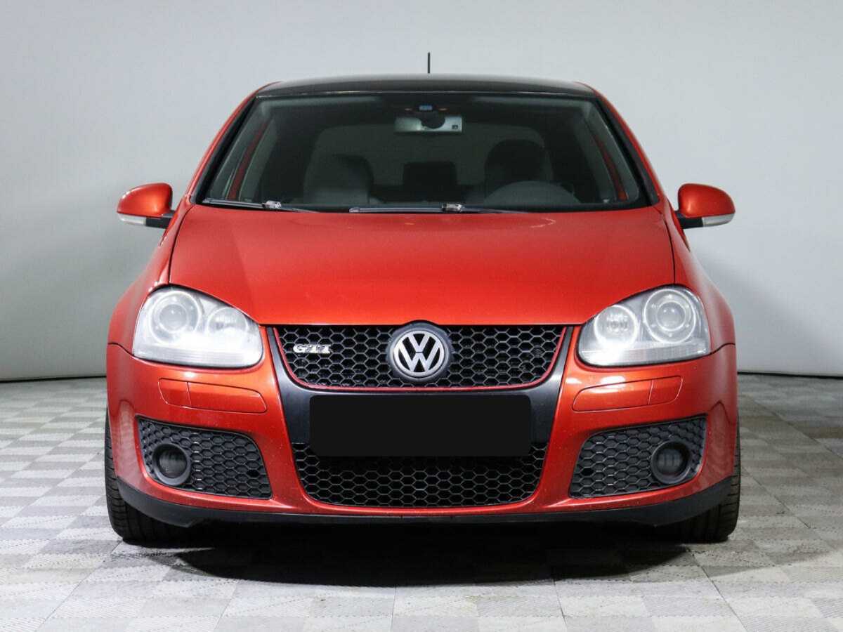 Volkswagen Golf GTI с пробегом — 2008 год. Фото: #1