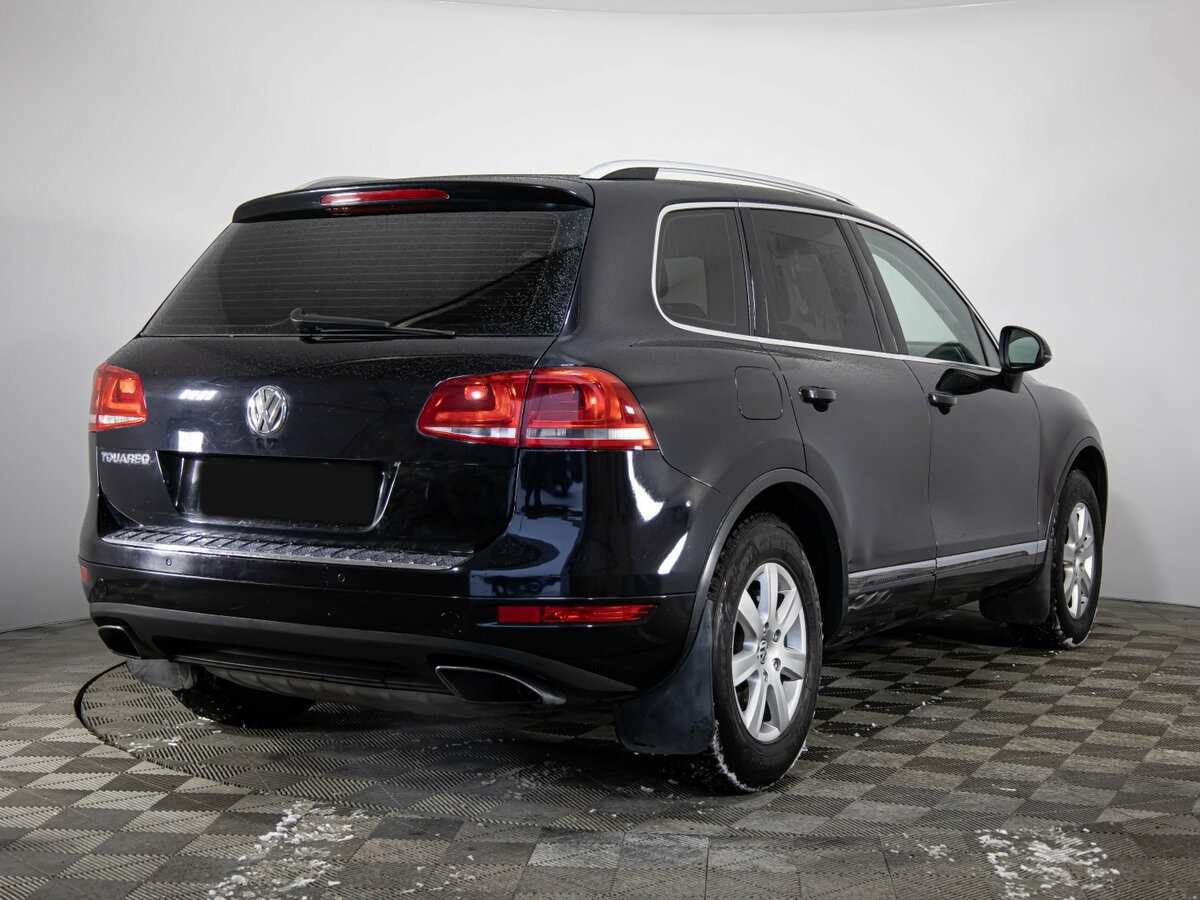 Volkswagen Touareg с пробегом — 2011 год. Фото: #3
