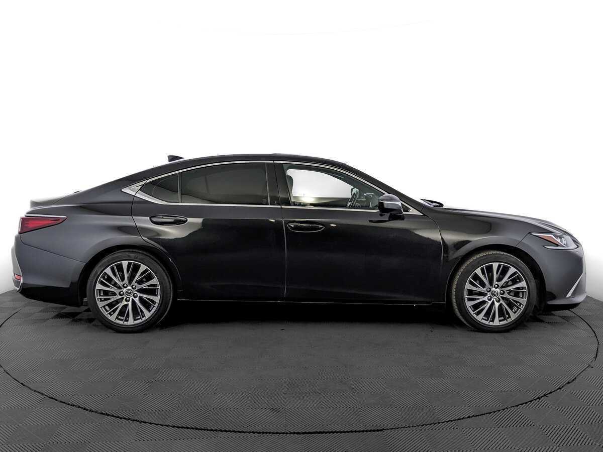 Lexus ES с пробегом — 2020 год. Фото: #3