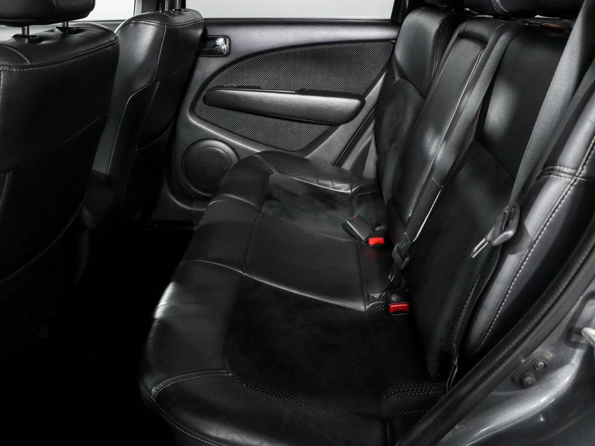 Mitsubishi Outlander с пробегом — 2007 год. Фото: #9