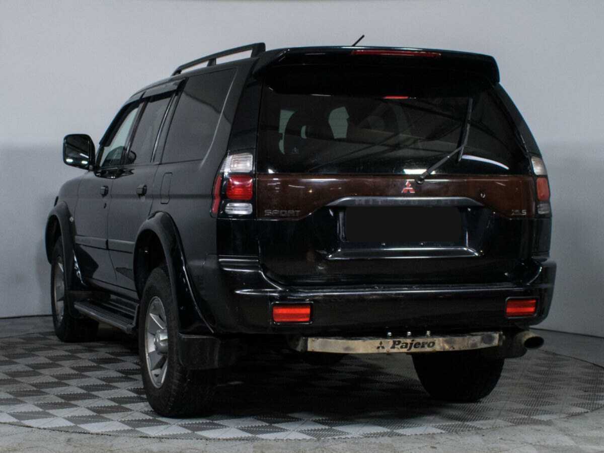 Mitsubishi Pajero Sport с пробегом — 2008 год. Фото: #6