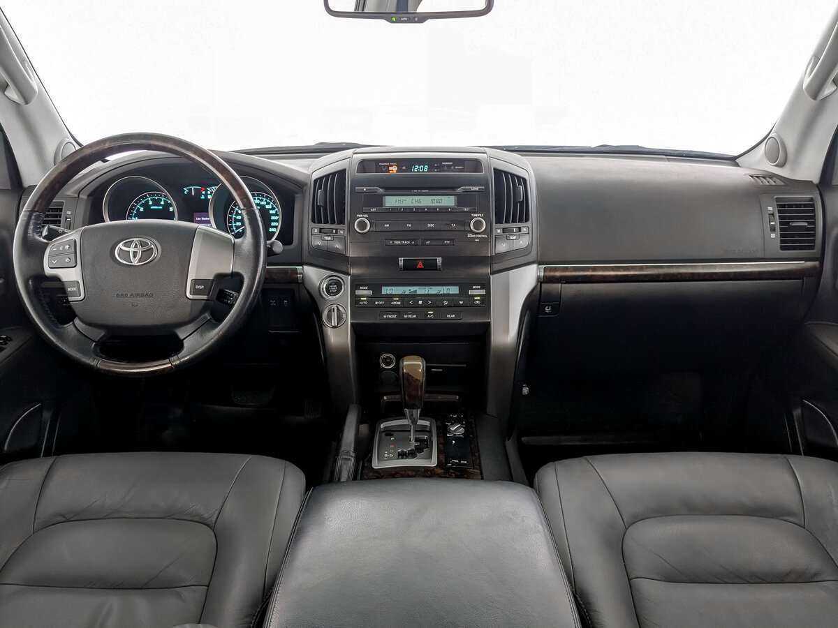 Toyota Land Cruiser с пробегом — 2008 год. Фото: #7