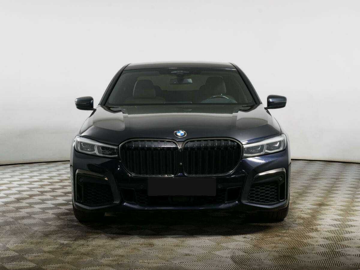 BMW 7 серии с пробегом — 2020 год. Фото: #1