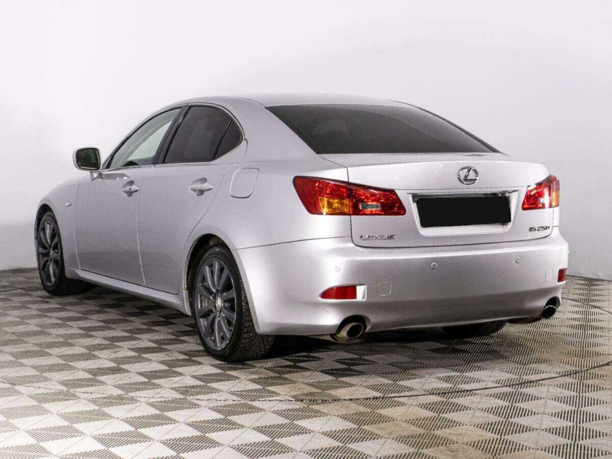 Lexus IS с пробегом — 2007 год. Фото: #6