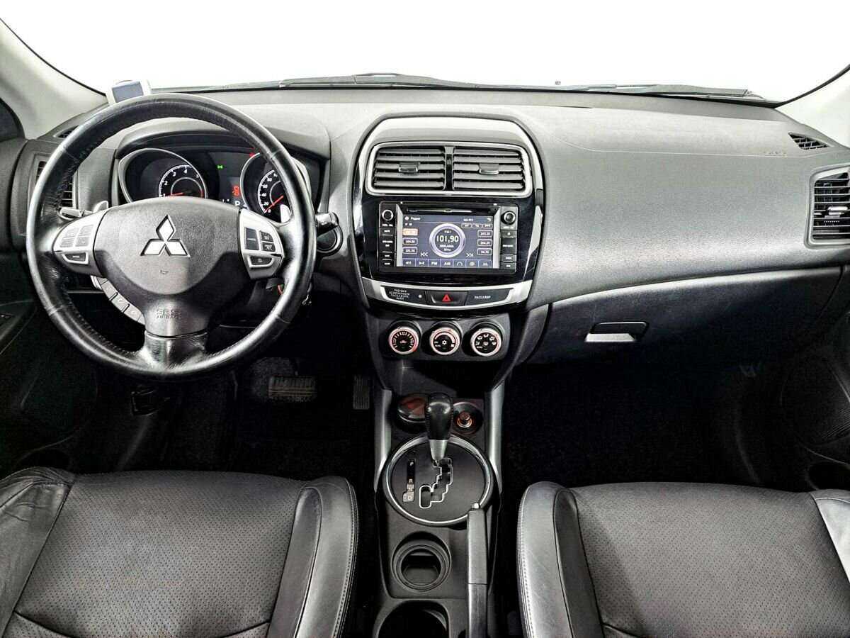 Mitsubishi ASX с пробегом — 2011 год. Фото: #11