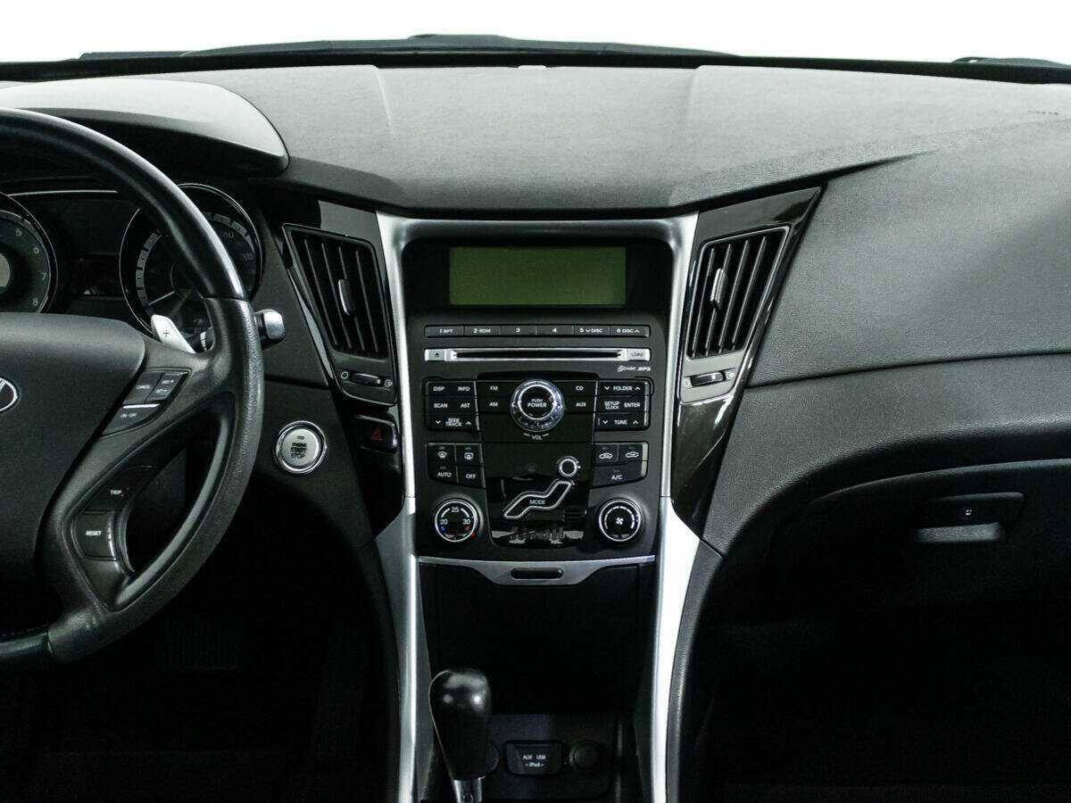 Hyundai Sonata с пробегом — 2011 год. Фото: #13