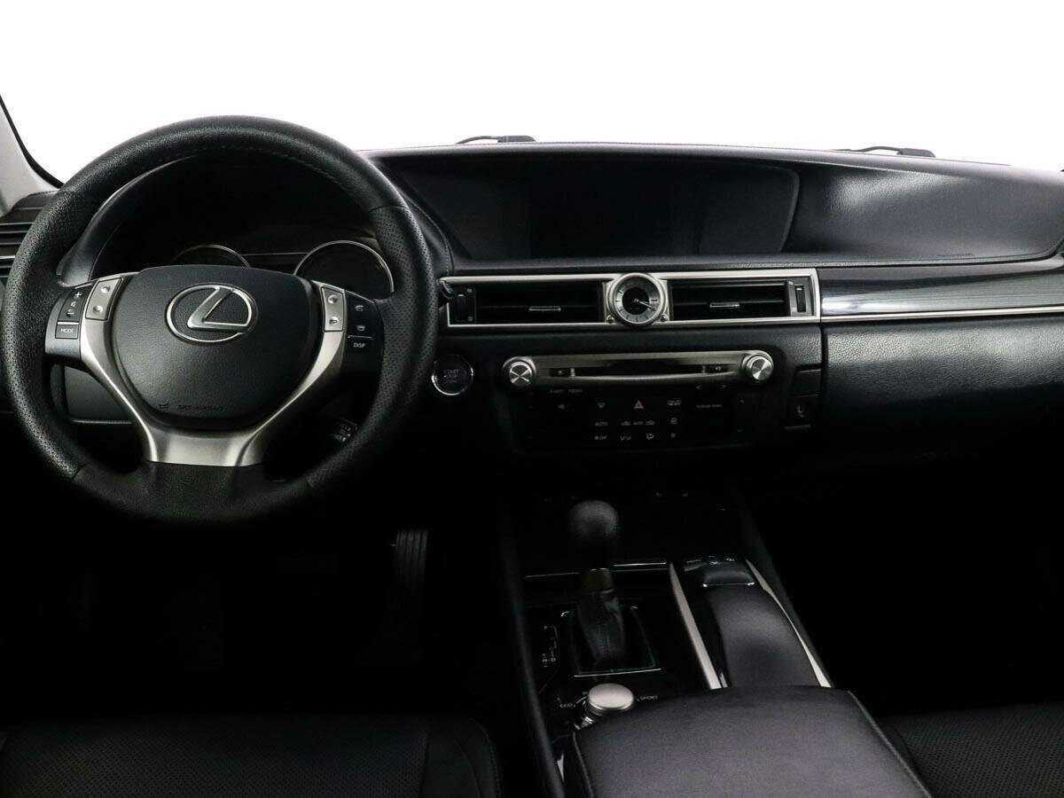 Lexus GS с пробегом — 2013 год. Фото: #8