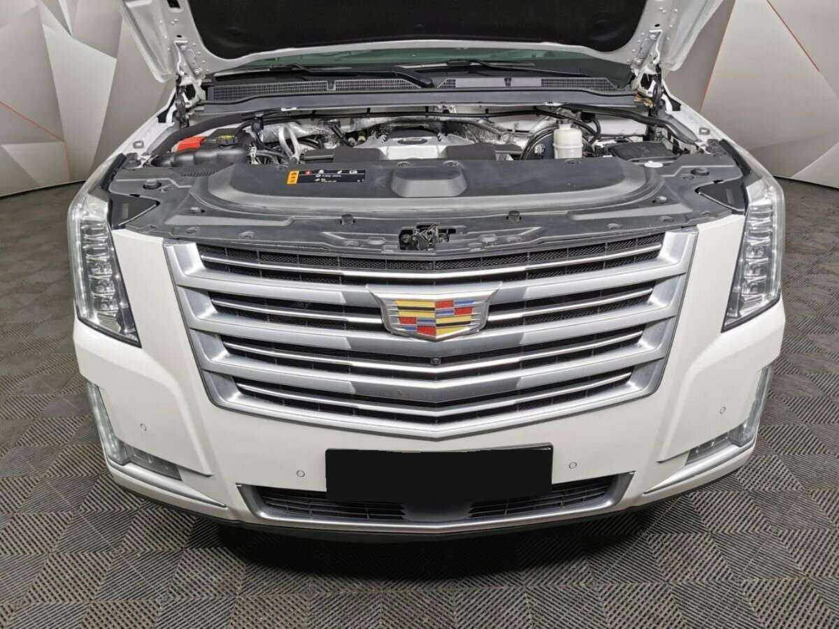 Cadillac Escalade с пробегом — 2016 год. Фото: #20