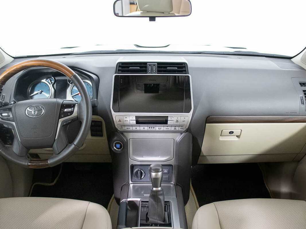Toyota Land Cruiser Prado с пробегом — 2022 год. Фото: #15