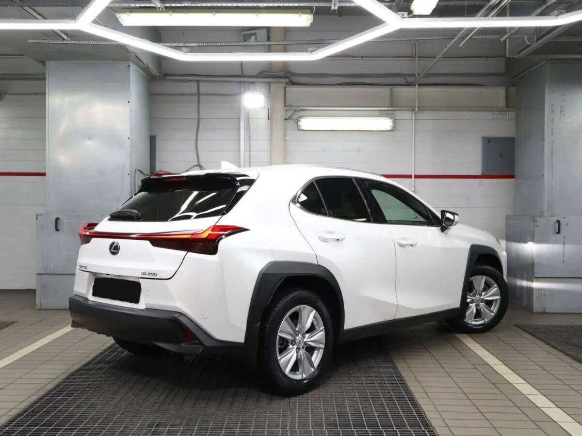 Lexus UX с пробегом — 2019 год. Фото: #1