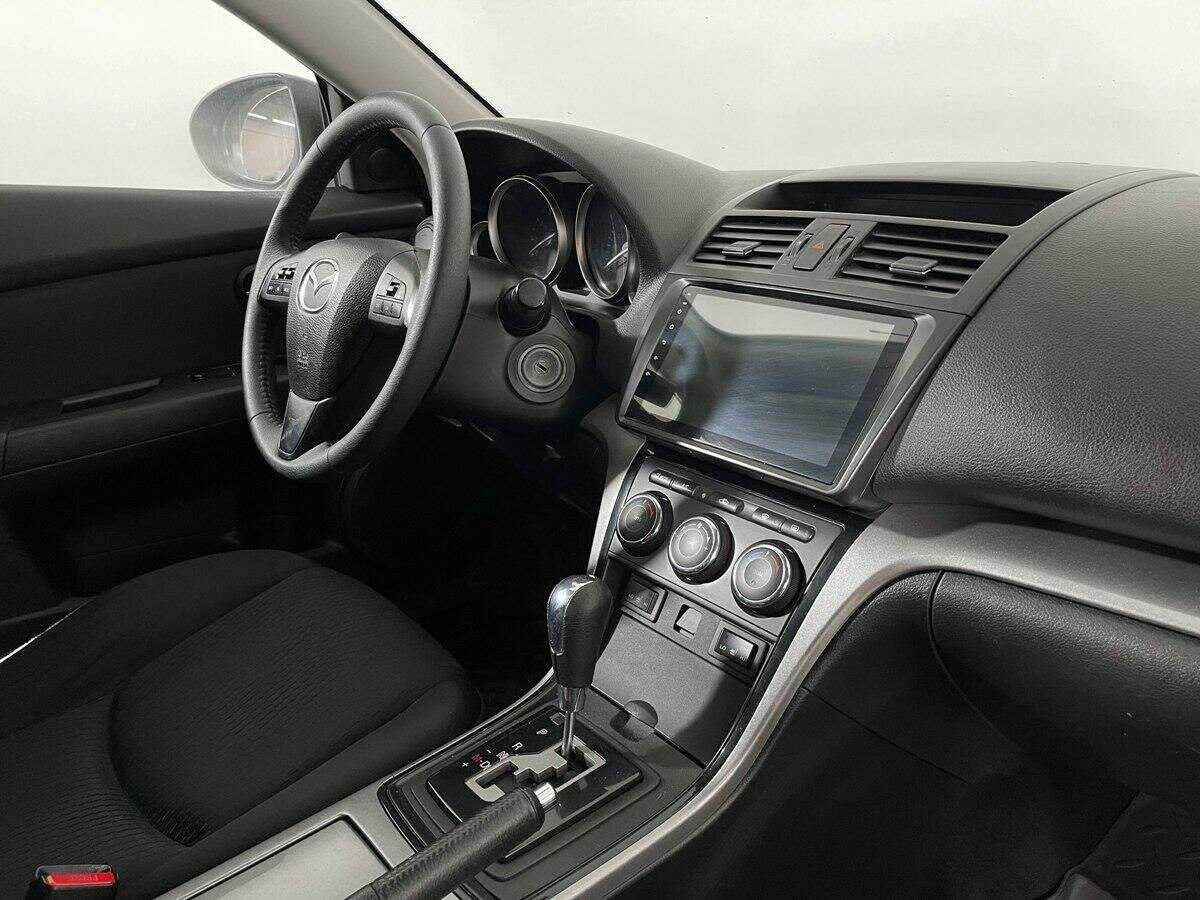 Mazda 6 с пробегом — 2010 год. Фото: #8
