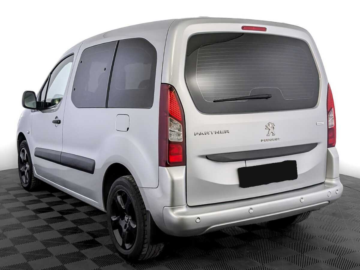 Peugeot Partner с пробегом — 2021 год. Фото: #6