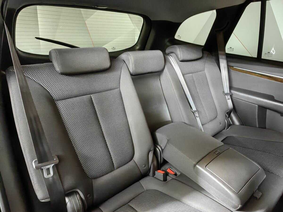 Hyundai Santa Fe с пробегом — 2010 год. Фото: #12
