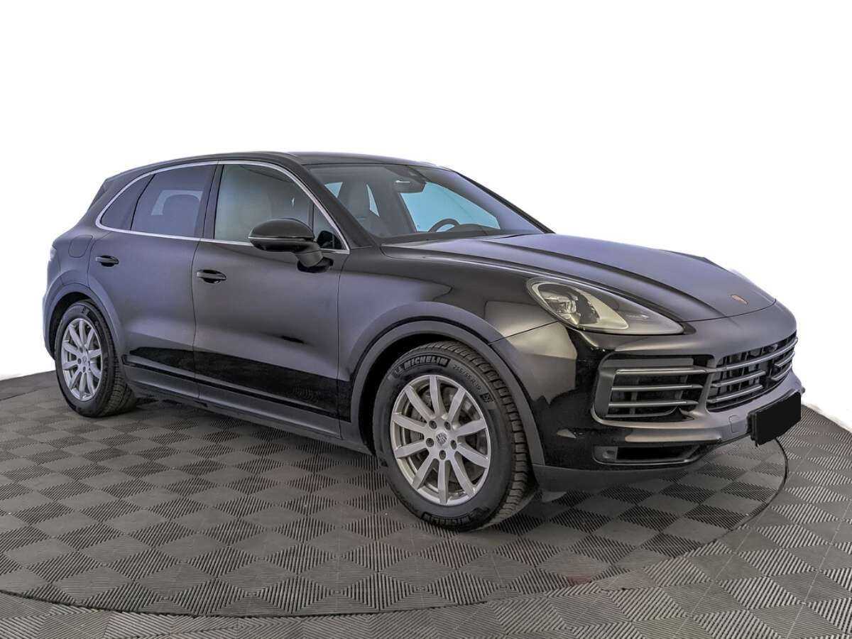 Porsche Cayenne с пробегом — 2018 год. Фото: #2