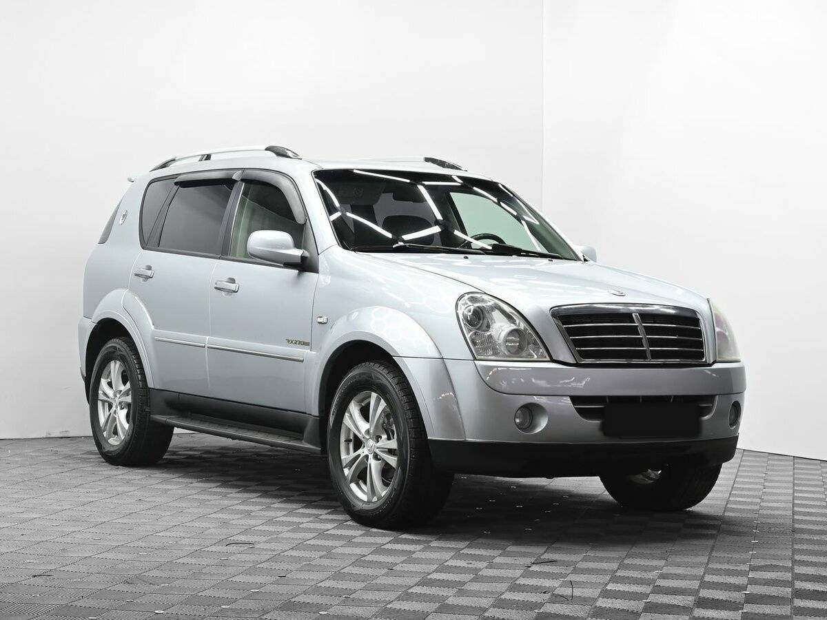 SsangYong Rexton с пробегом — 2010 год. Фото: #1