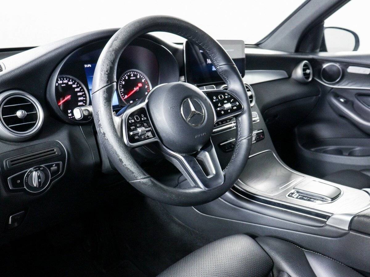 Mercedes-Benz GLC с пробегом — 2021 год. Фото: #9