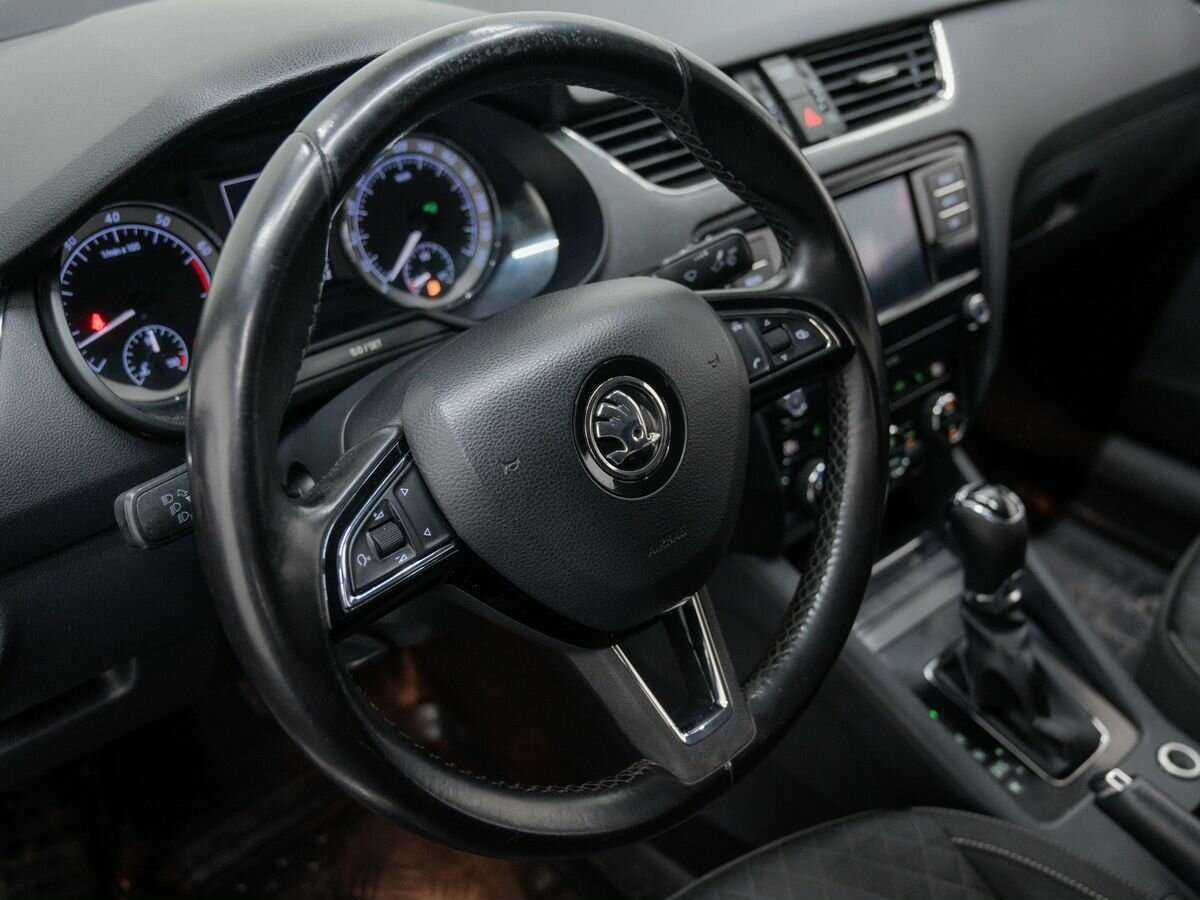 Skoda Octavia с пробегом — 2017 год. Фото: #12