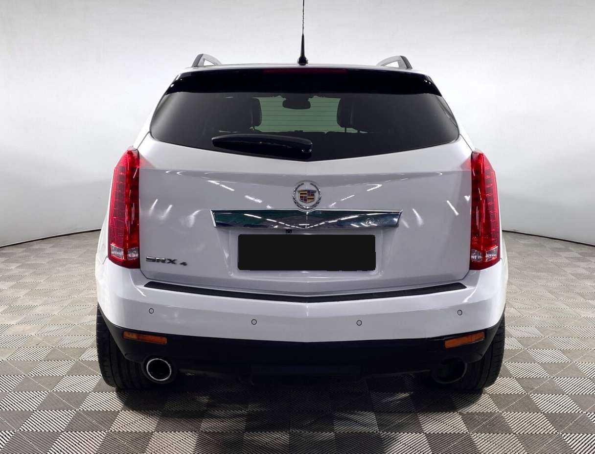 Cadillac SRX с пробегом — 2011 год. Фото: #5