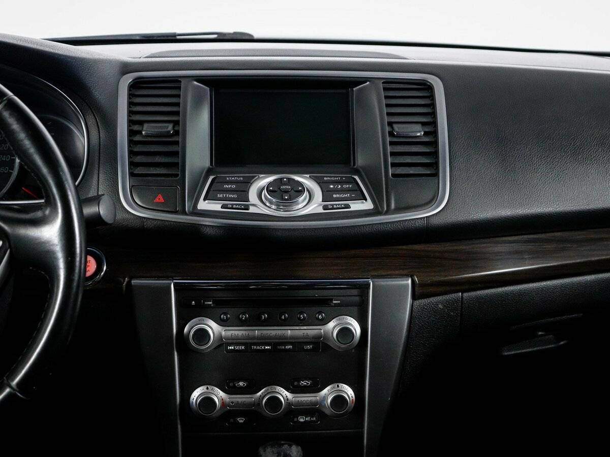Nissan Teana с пробегом — 2011 год. Фото: #12