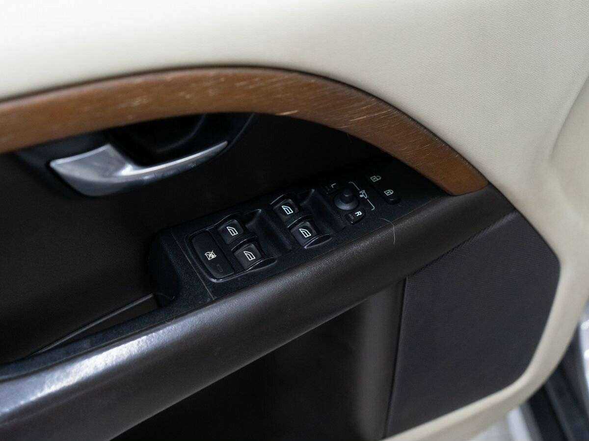 Volvo XC70 с пробегом — 2008 год. Фото: #14