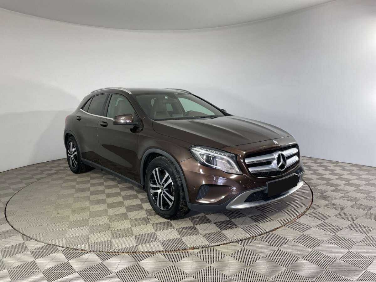 Mercedes-Benz GLA с пробегом — 2014 год. Фото: #2