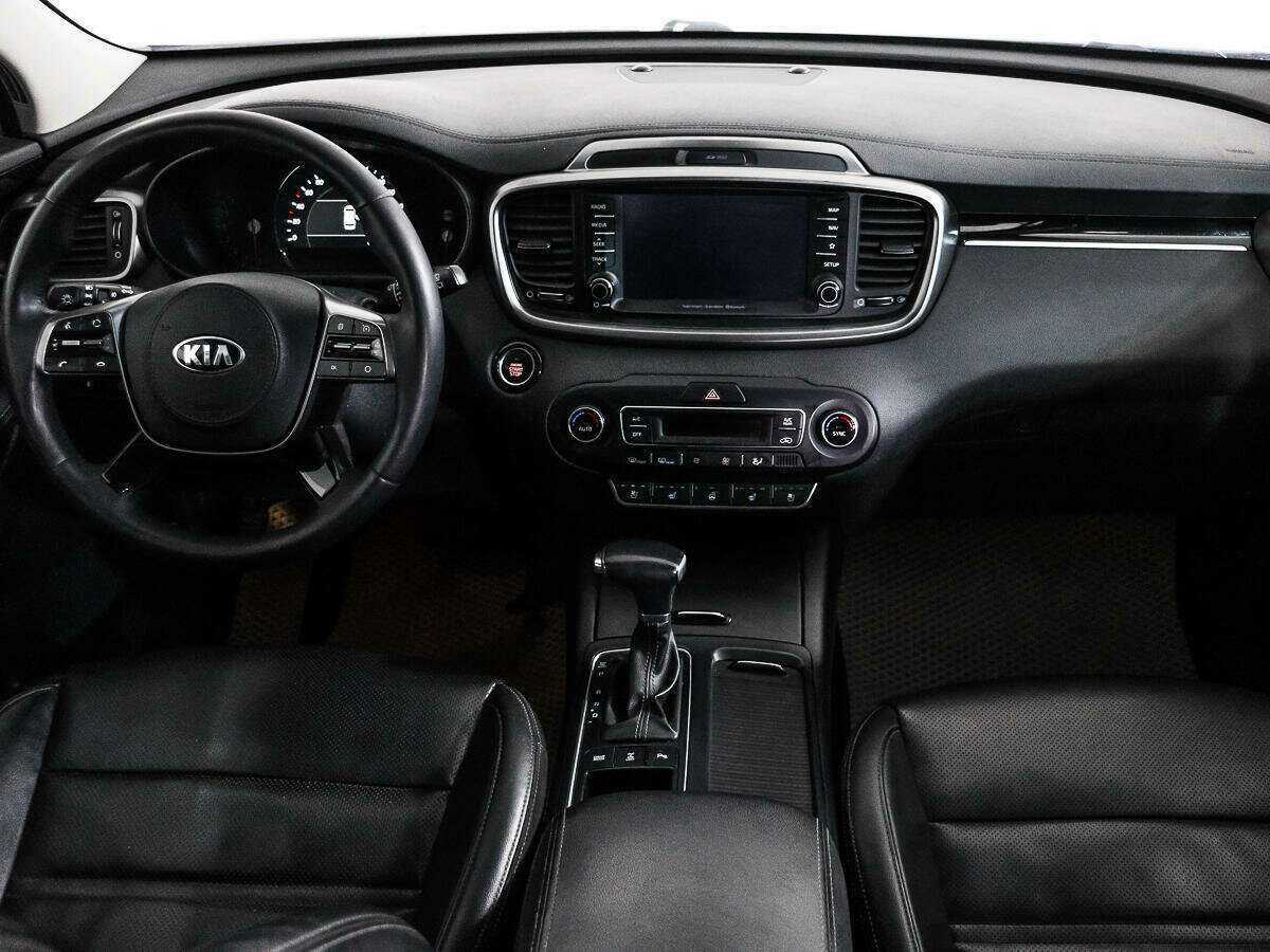 Kia Sorento с пробегом — 2018 год. Фото: #12