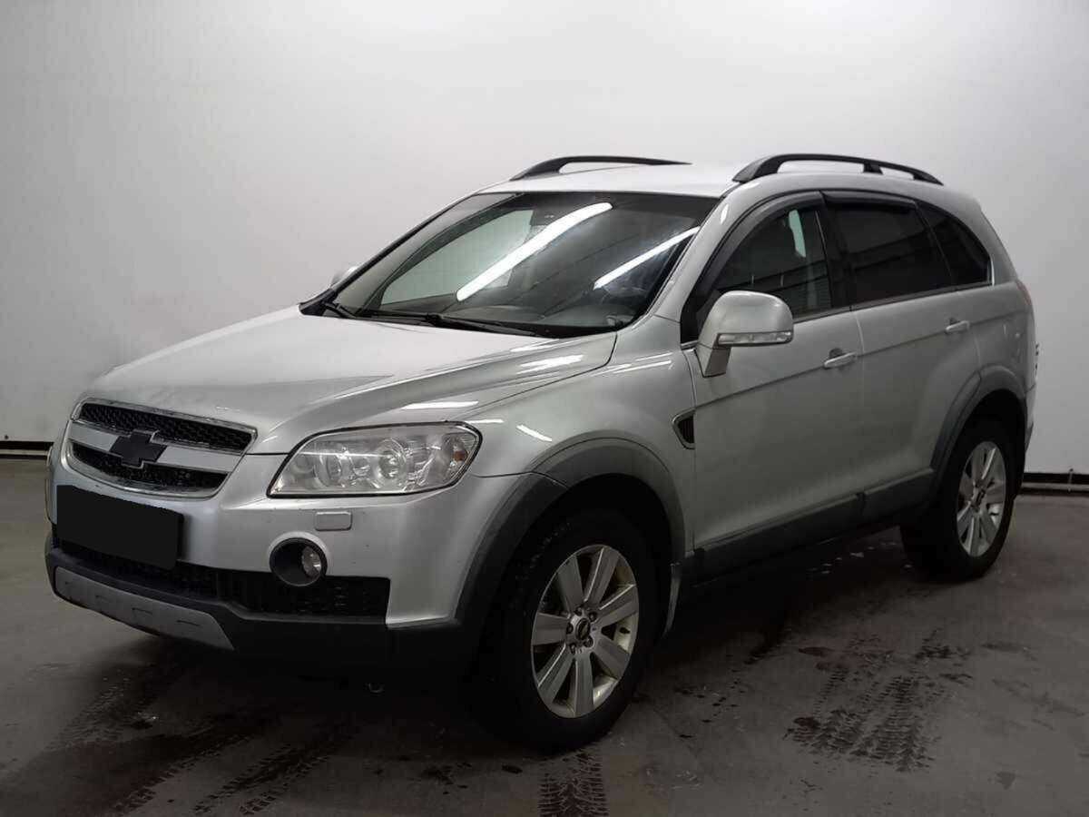 Chevrolet Captiva с пробегом — 2011 год. Посмотреть фото