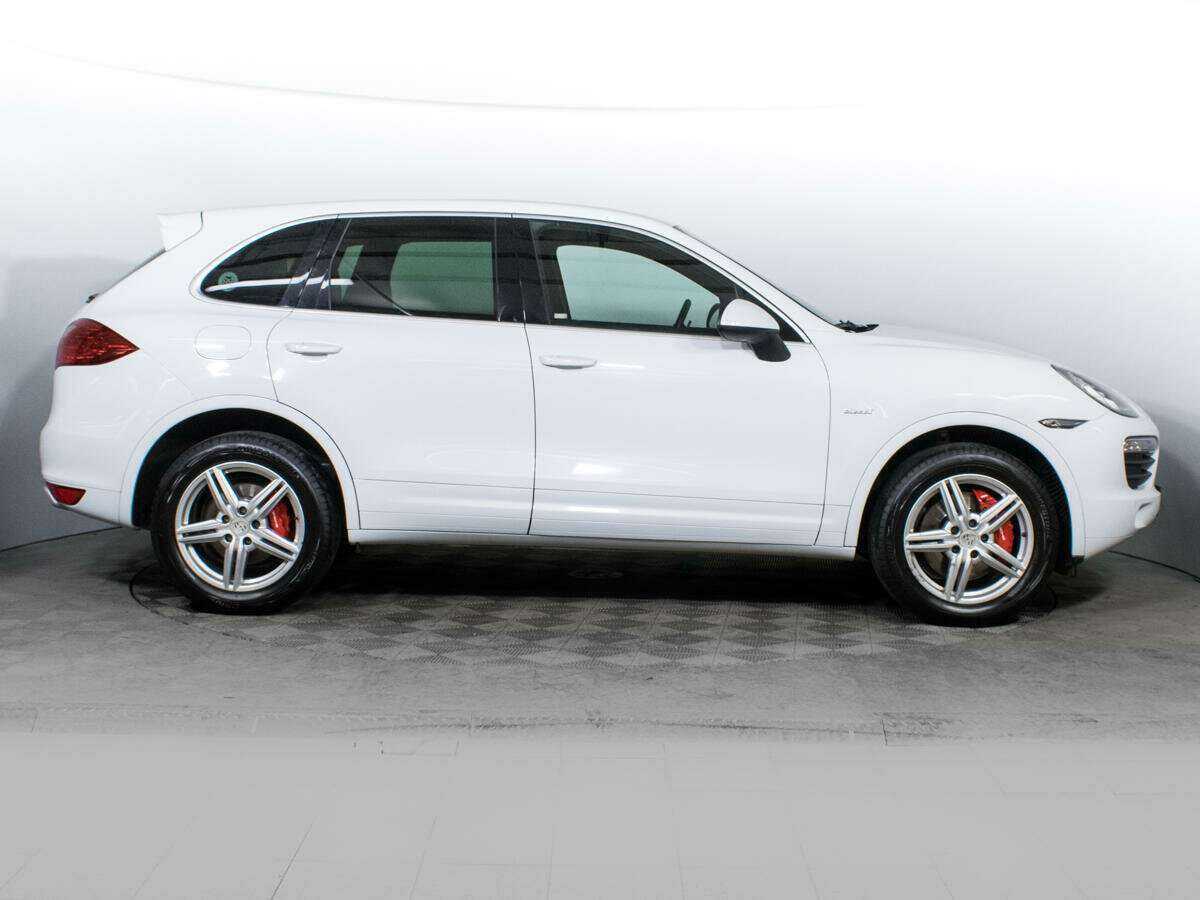 Porsche Cayenne с пробегом — 2014 год. Фото: #3