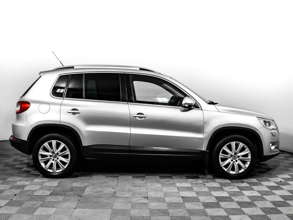 Volkswagen Tiguan с пробегом — 2009 год. Фото: #3