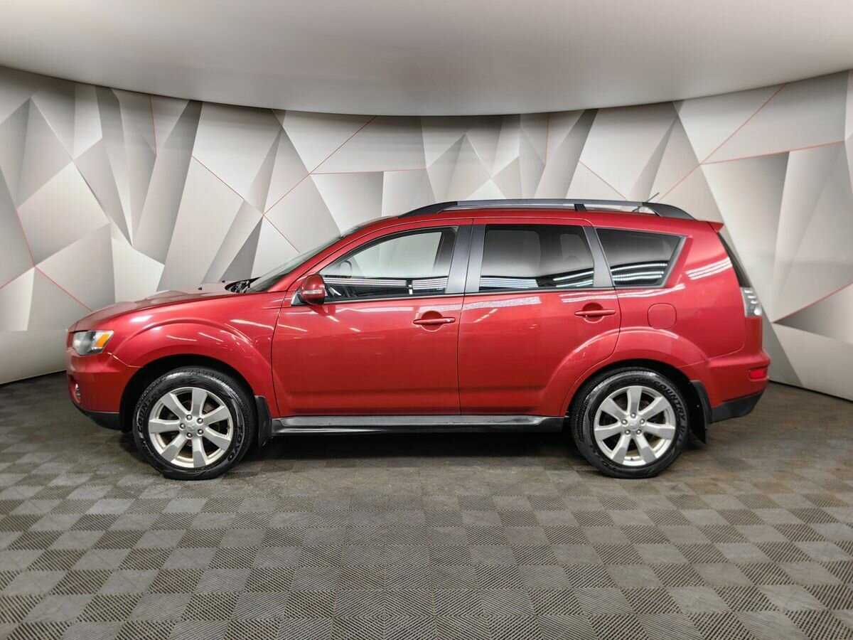 Mitsubishi Outlander с пробегом — 2011 год. Фото: #4