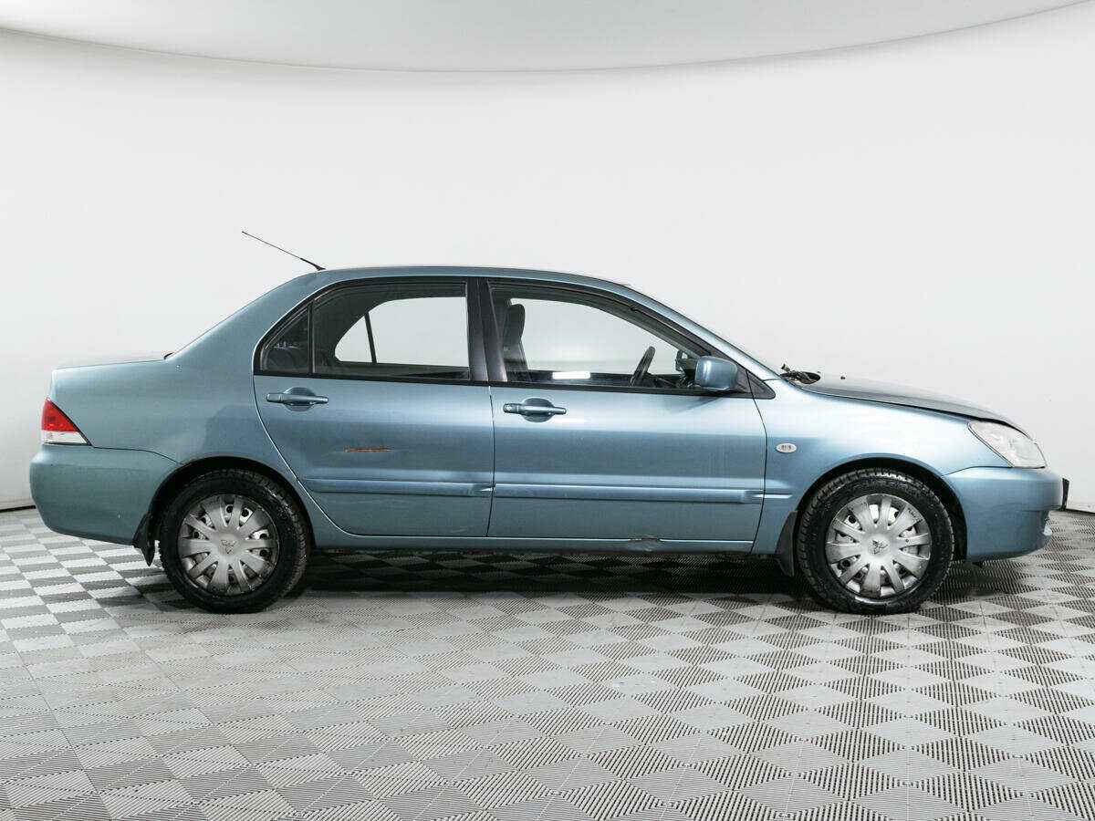 Mitsubishi Lancer с пробегом — 2006 год. Фото: #3